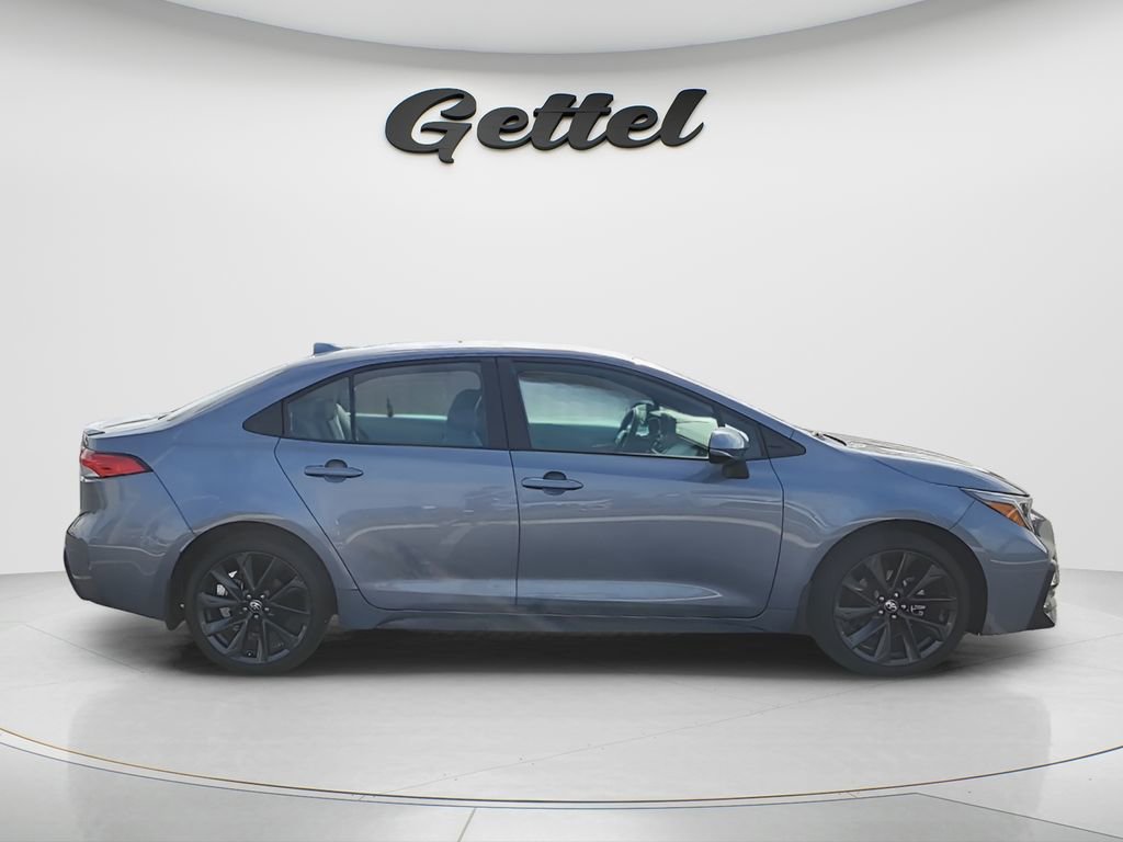 Used 2024 Toyota Corolla SE image 6