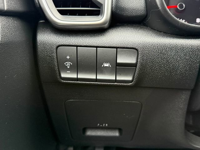 Used 2020 Kia Sportage LX image 19