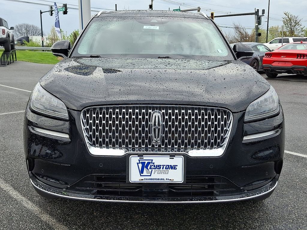 Used 2022 Lincoln Corsair Reserve w/ Equipment Group 201A AWD/4WD image 2