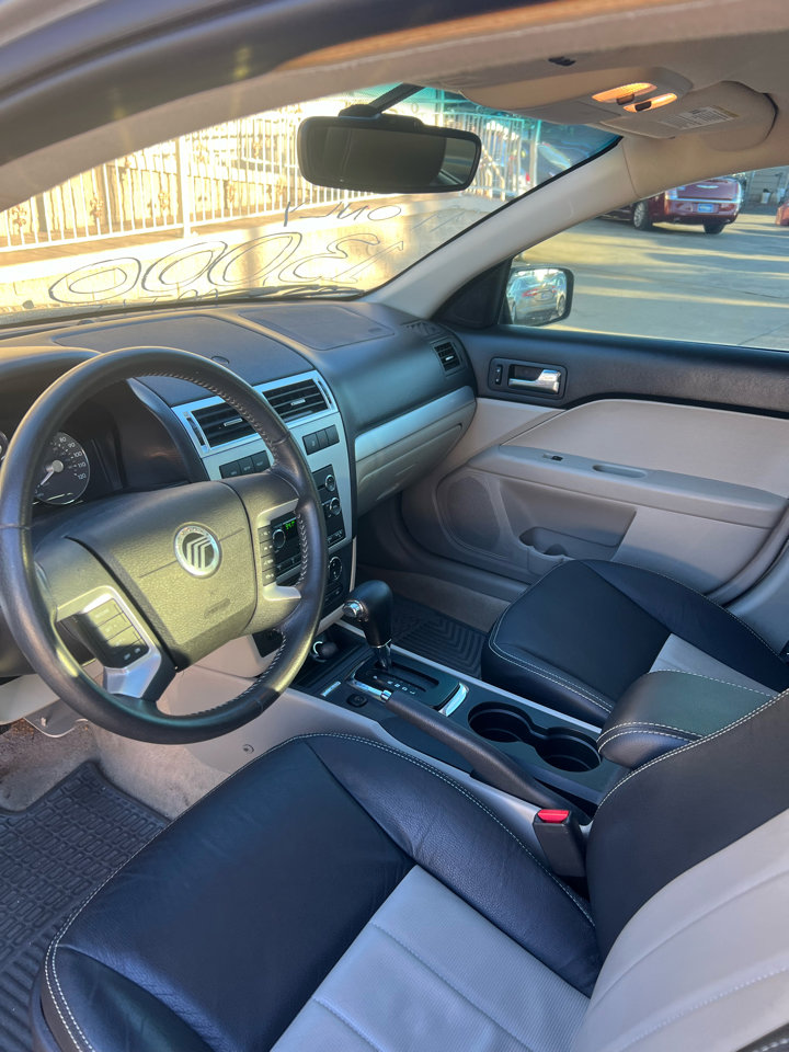 Used 2008 Mercury Milan Premier image 11