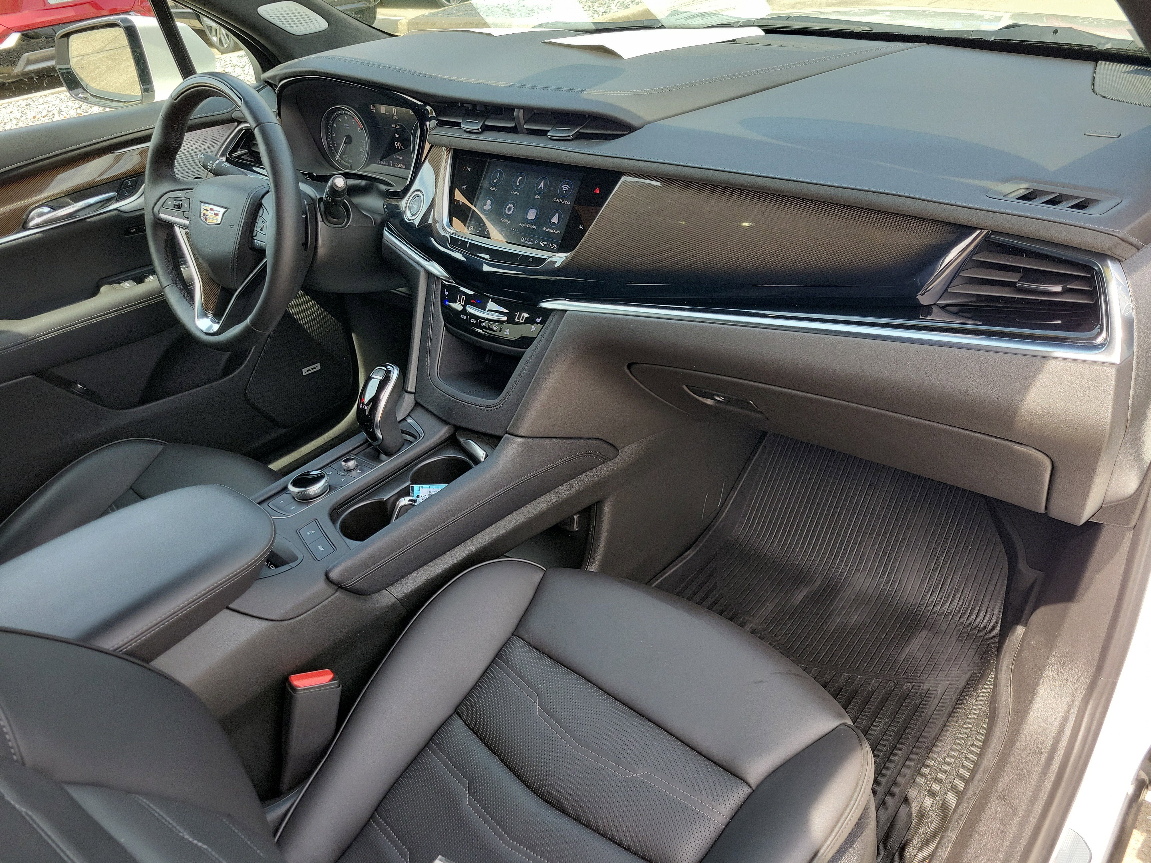 Certified 2025 Cadillac XT6 Premium Luxury w/ Platinum Package AWD/4WD image 11