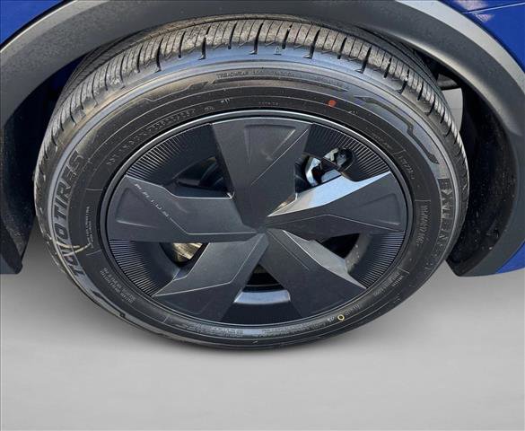 Used 2026 Toyota Prius Plug-In Hybrid image 9