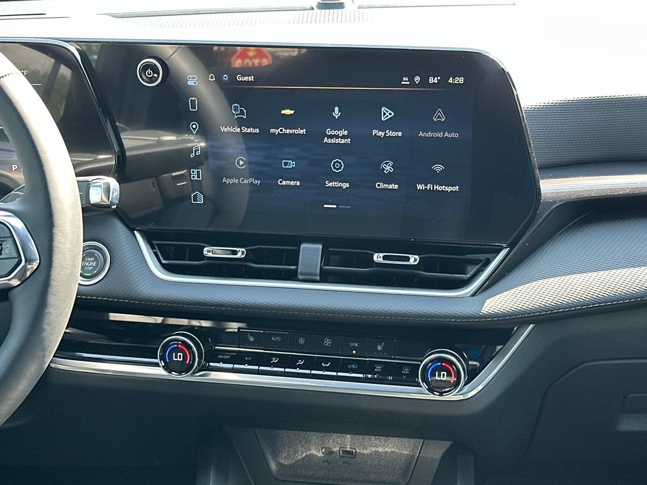 New 2027 Chevrolet Equinox LT w/ Convenience Package II FWD image 18