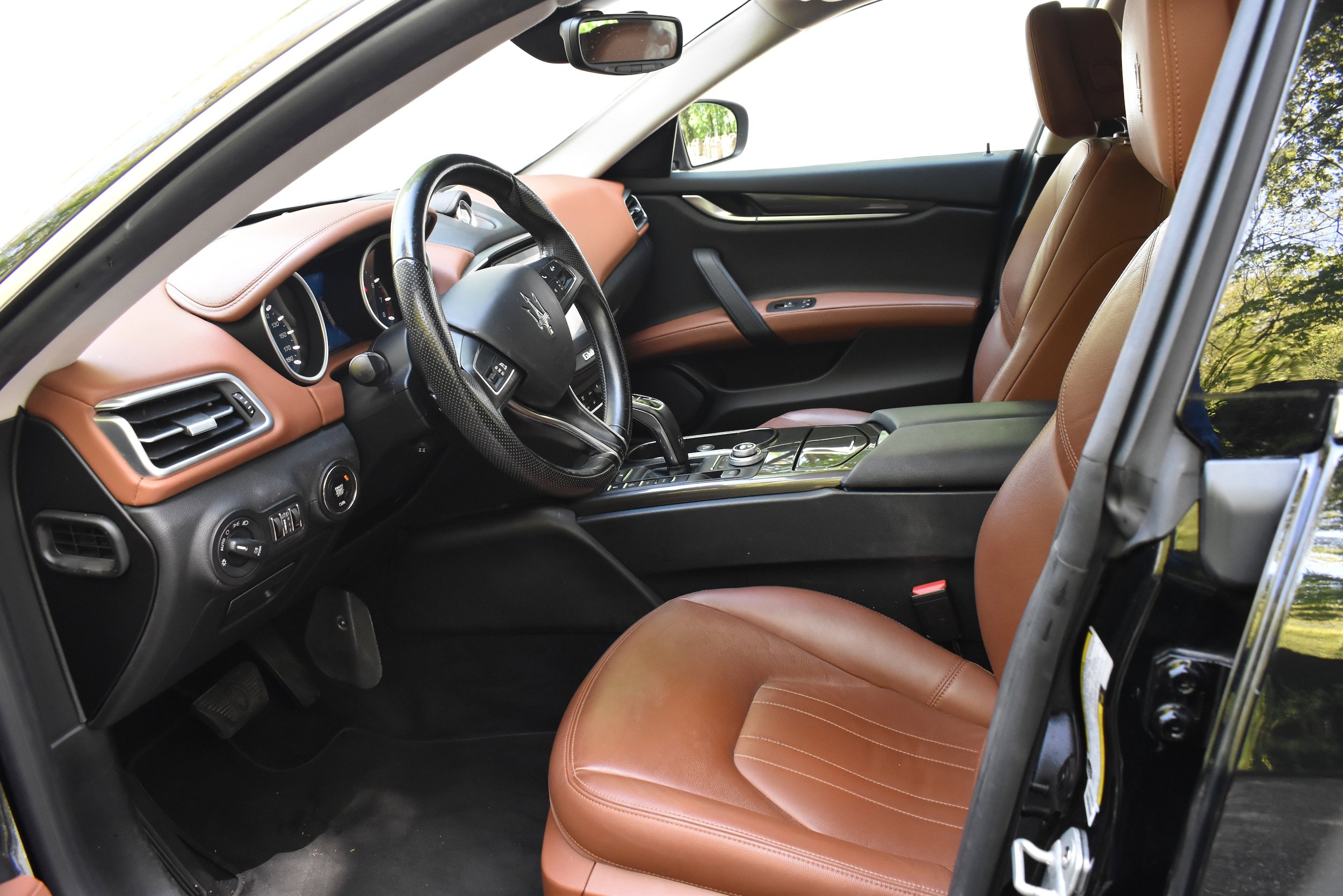 Used 2020 Maserati Ghibli RWD image 19