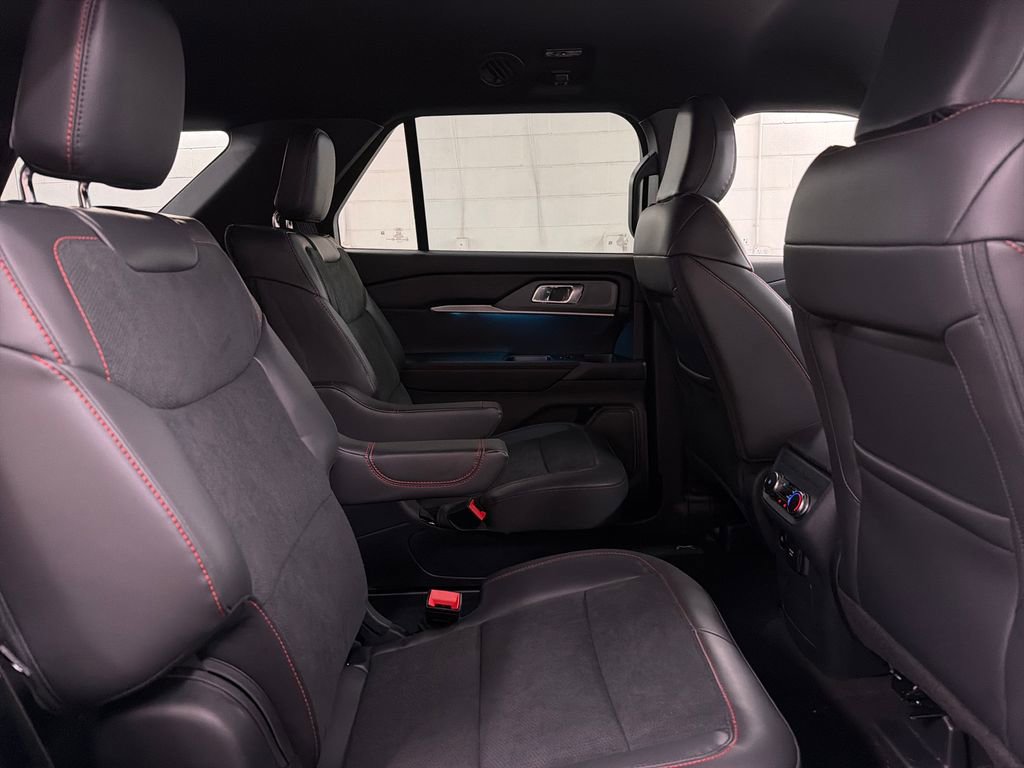 New 2026 Ford Explorer ST image 29