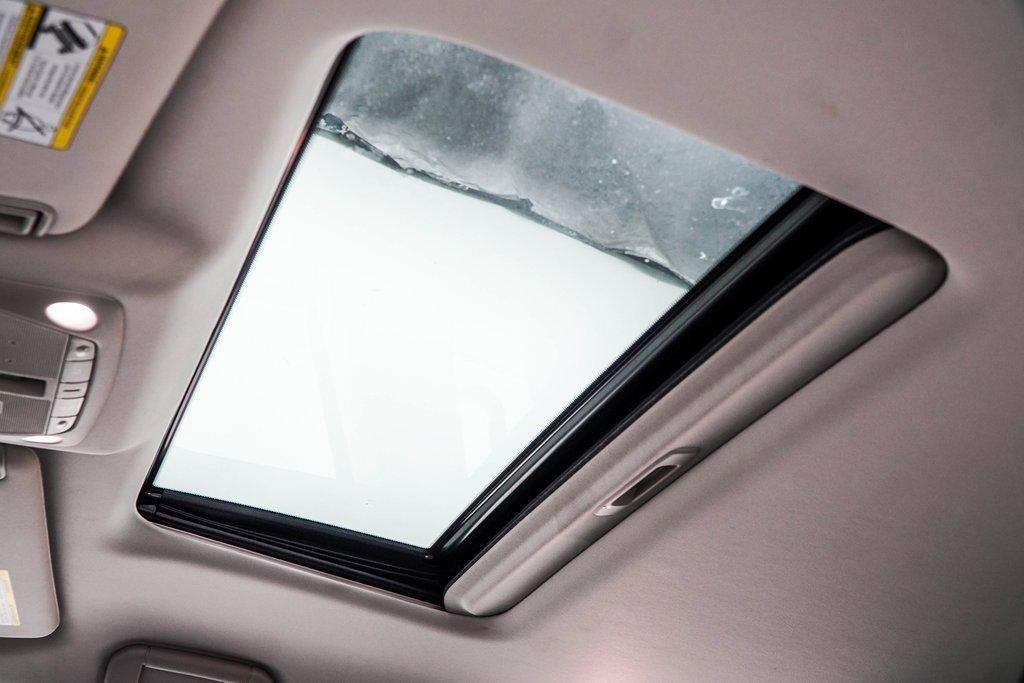 Used 2020 Nissan Armada Platinum w/ Captain's Chairs Package image 47