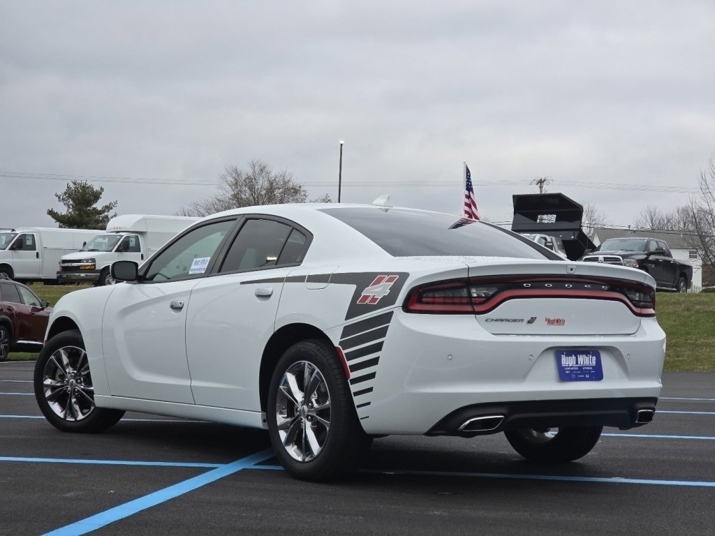 Used 2022 Dodge Charger SXT w/ Navigation & Travel Group image 13