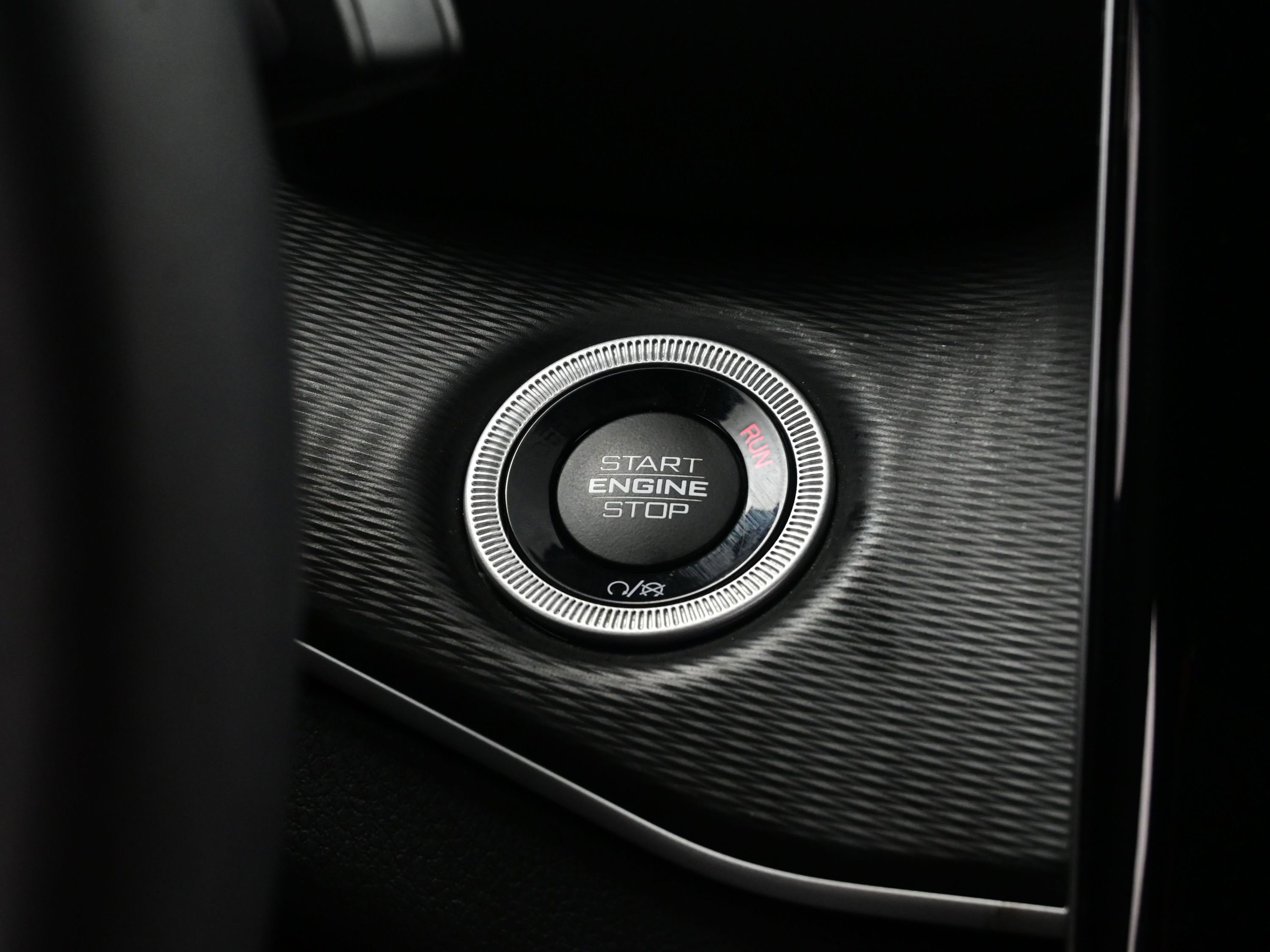 Used 2023 Jeep Grand Cherokee L Laredo image 23