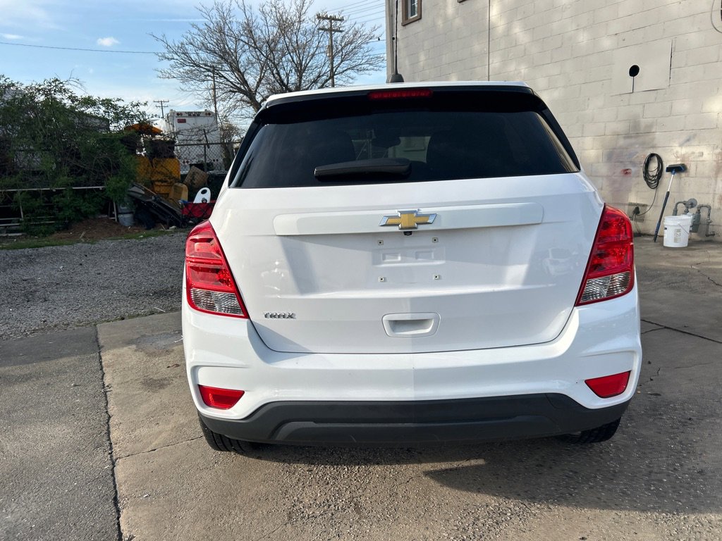 Used 2020 Chevrolet Trax LS w/ Tint and Cruise Package image 6