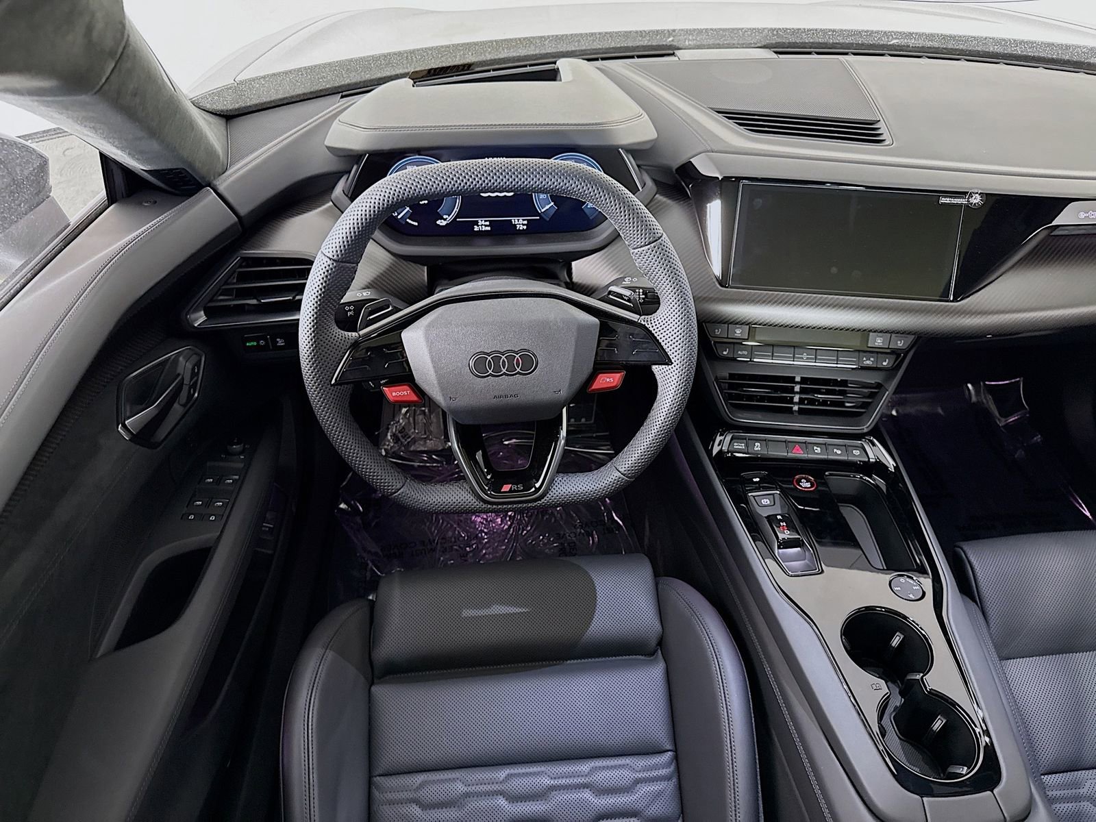 New 2026 Audi RS e-tron GT performance image 24