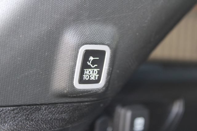 Used 2023 Jeep Grand Cherokee Altitude AWD/4WD image 39