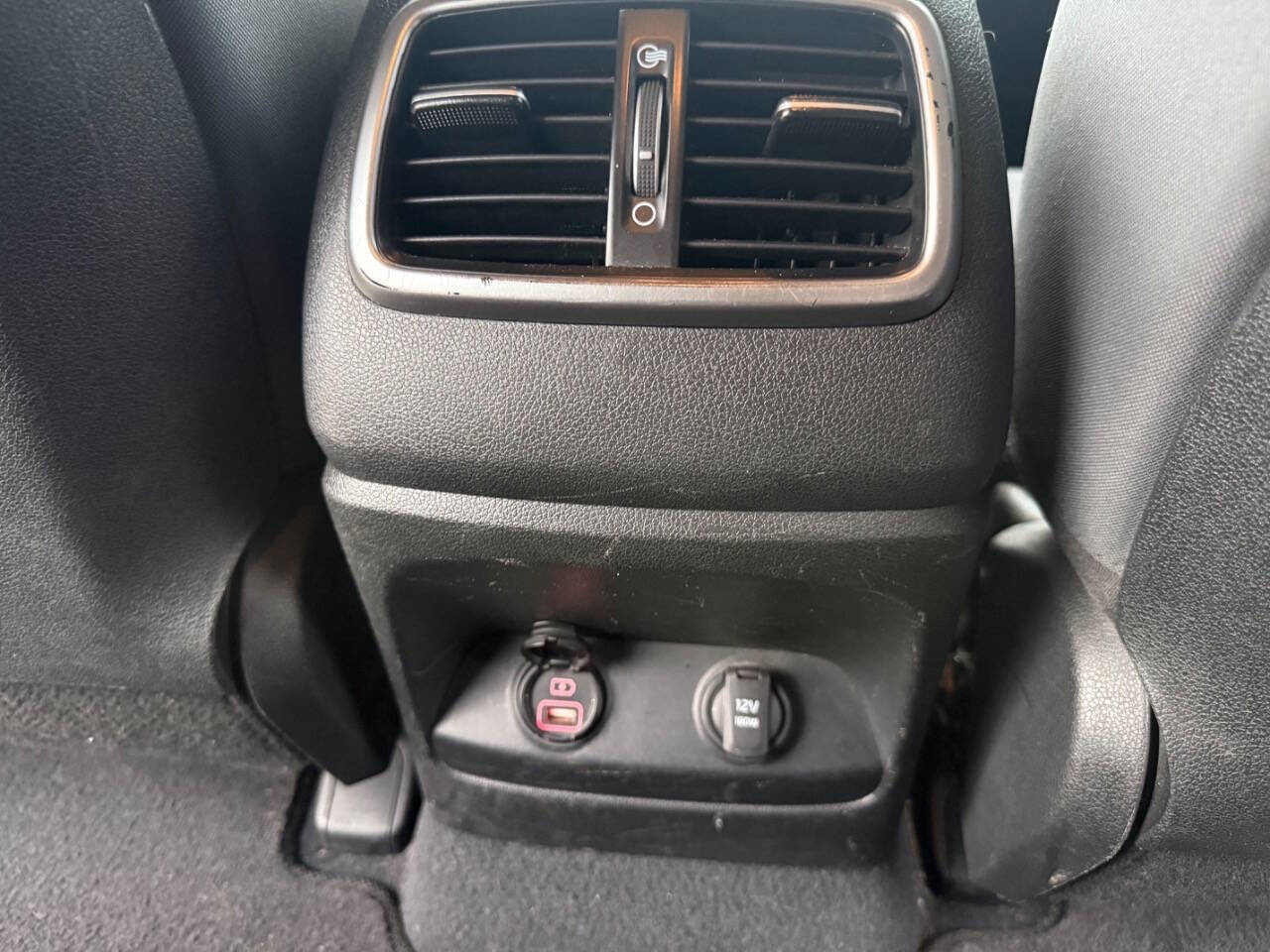 Used 2020 Kia Sorento S image 22