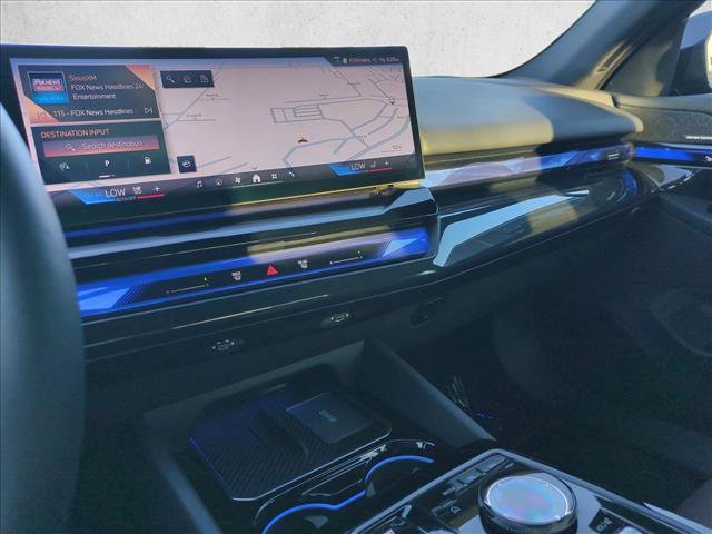 Certified 2026 BMW 550e xDrive w/ Premium Package image 15