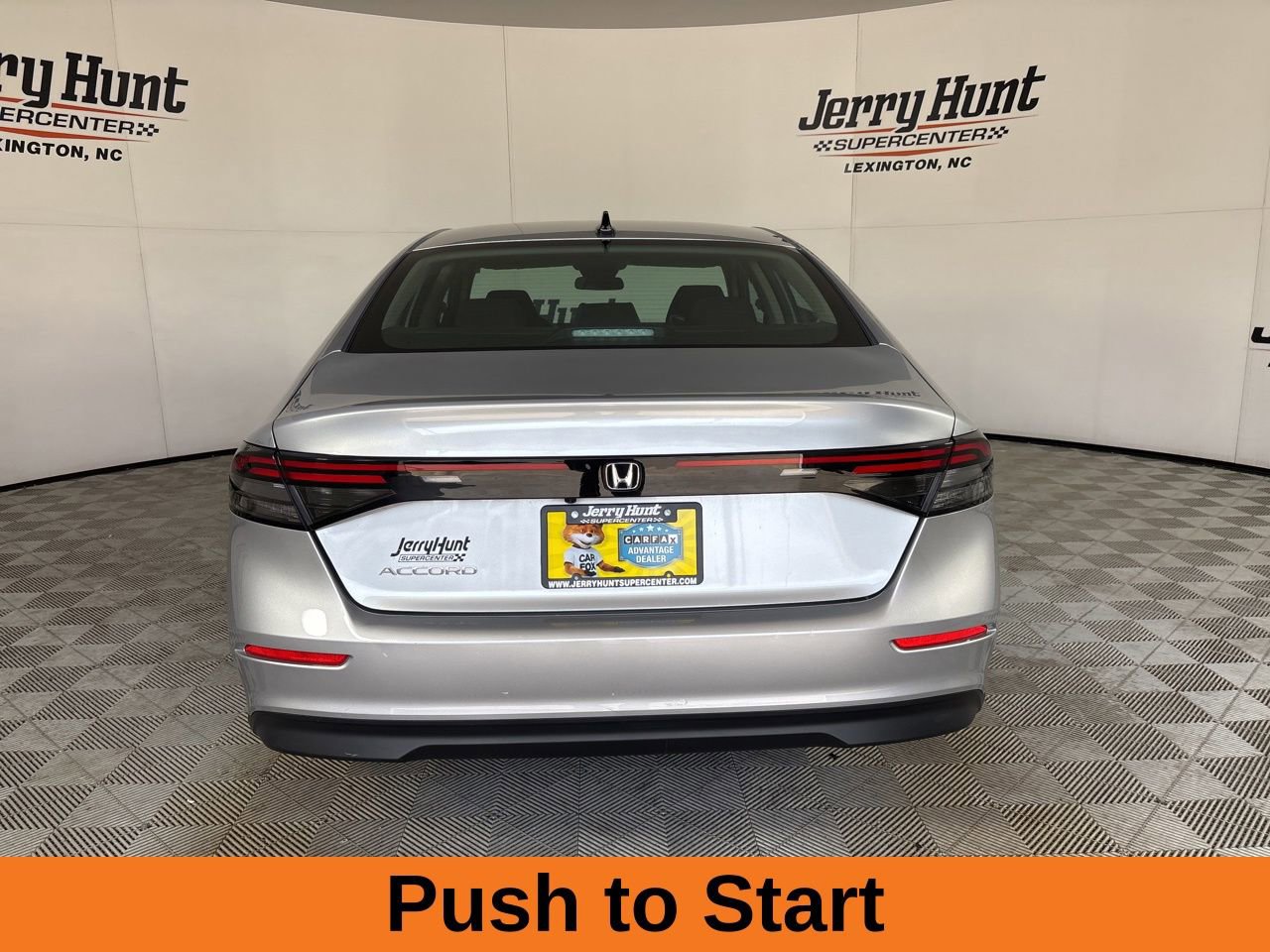 Used 2025 Honda Accord SE image 6