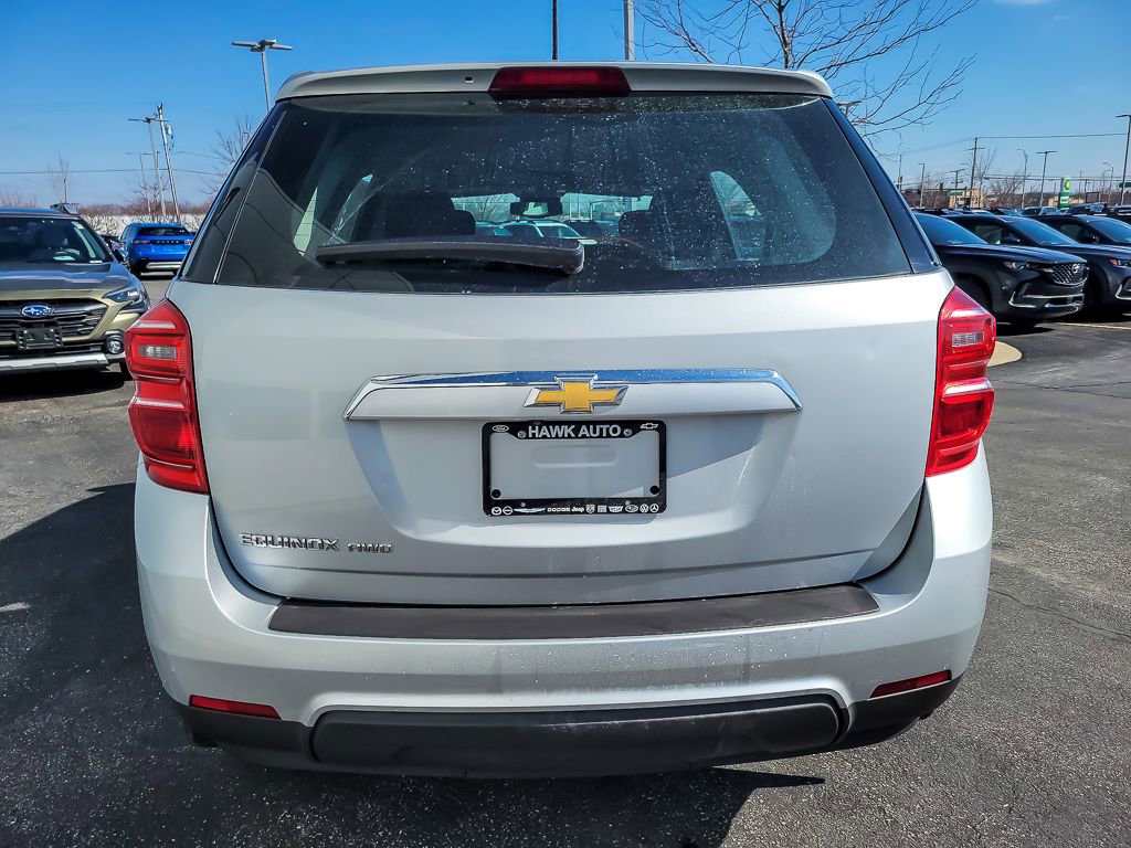 Used 2017 Chevrolet Equinox LS image 4