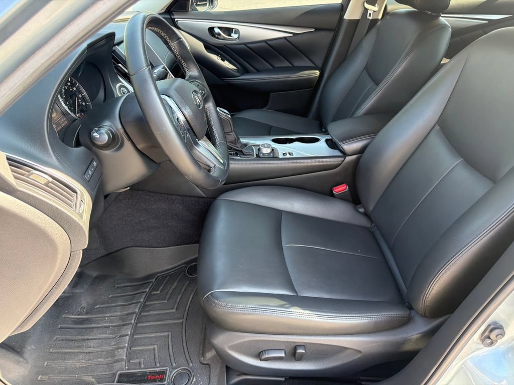 Used 2020 INFINITI Q50 Luxe RWD image 9