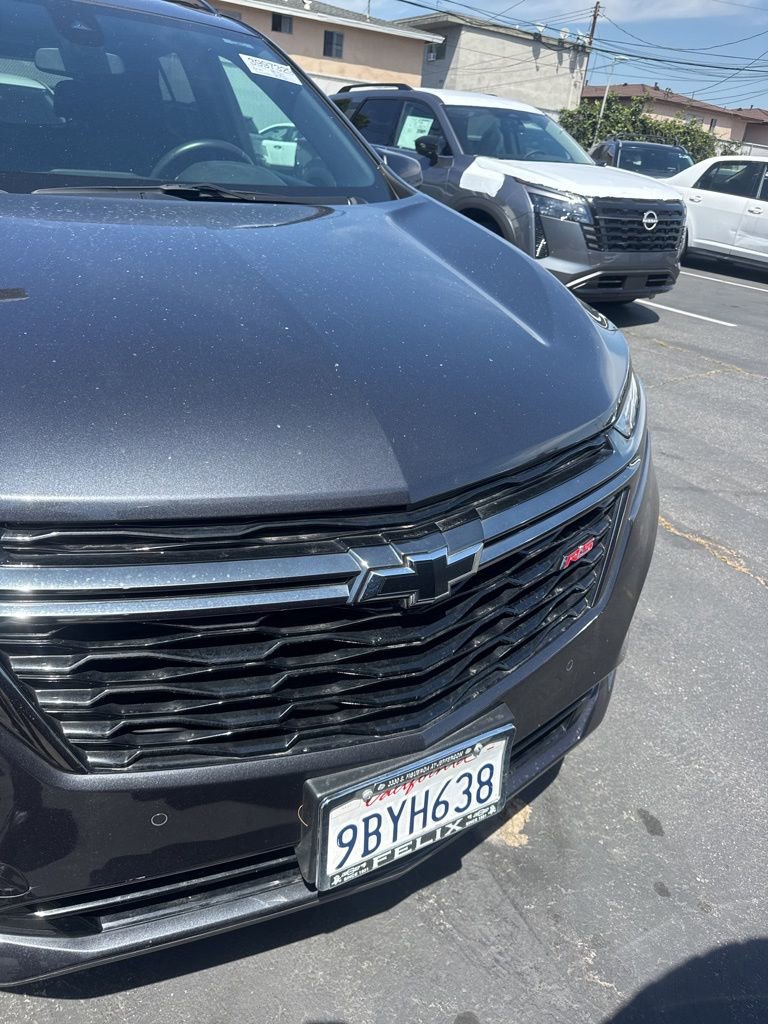 Used 2022 Chevrolet Equinox RS w/ LPO, Cargo Package FWD image 1