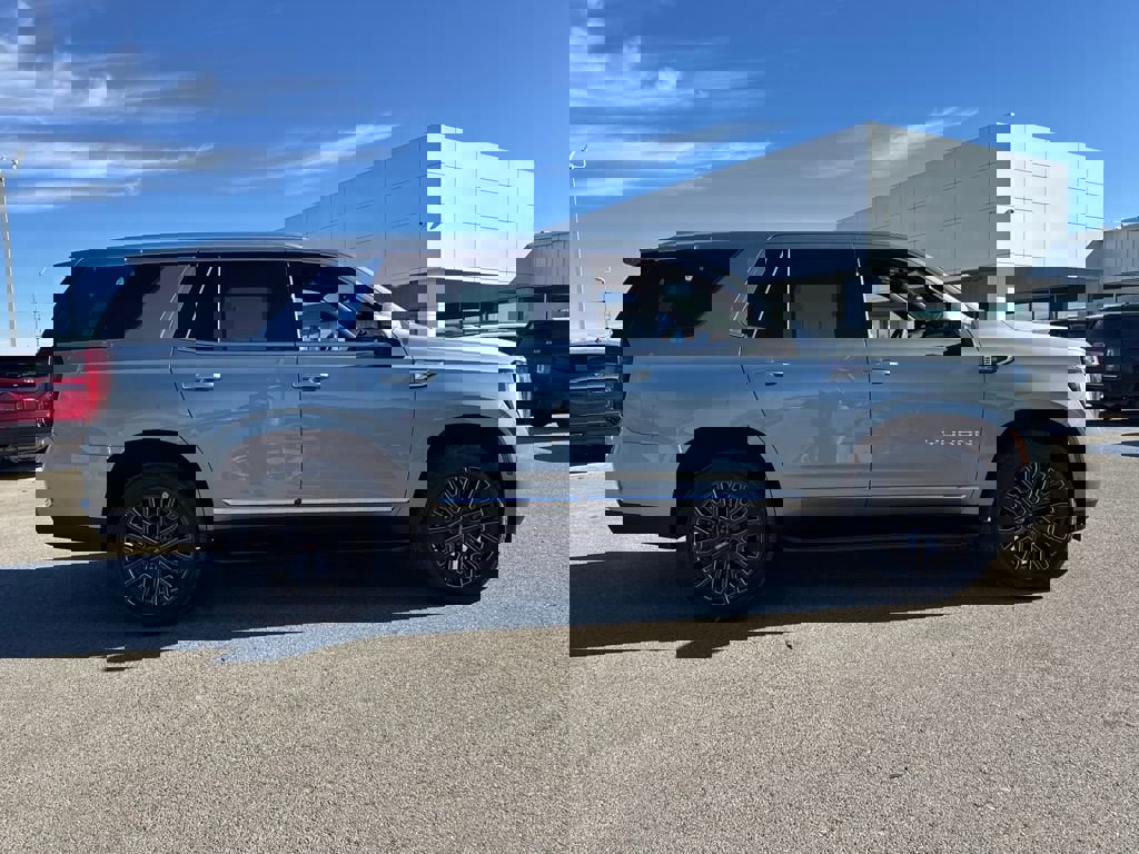 New 2026 GMC Yukon Elevation w/ LPO, Floor Liner Package image 7