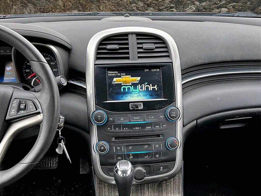 Used 2014 Chevrolet Malibu LT image 6