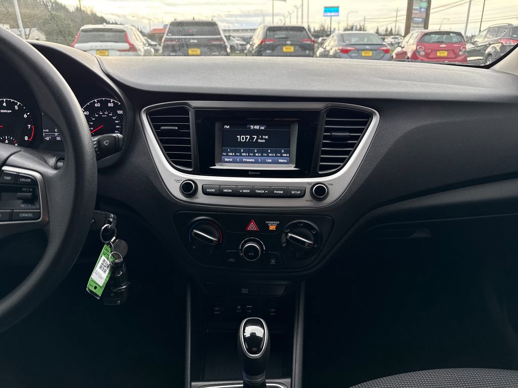 Used 2020 Hyundai Accent SE image 22