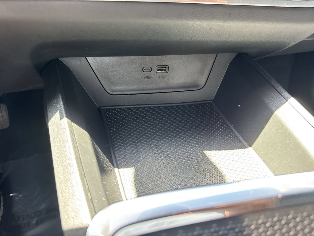 Used 2026 Chevrolet Equinox LT FWD image 53