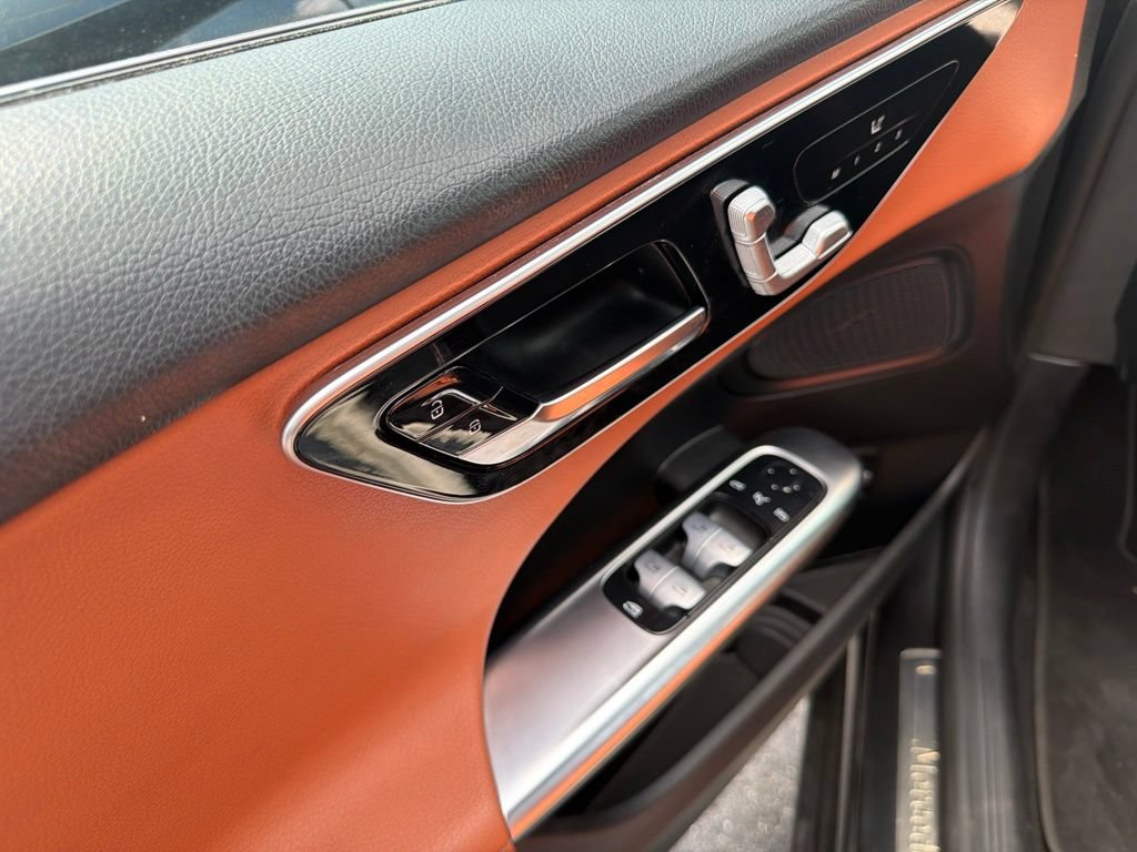 Used 2023 Mercedes-Benz C 300 4MATIC Sedan image 17
