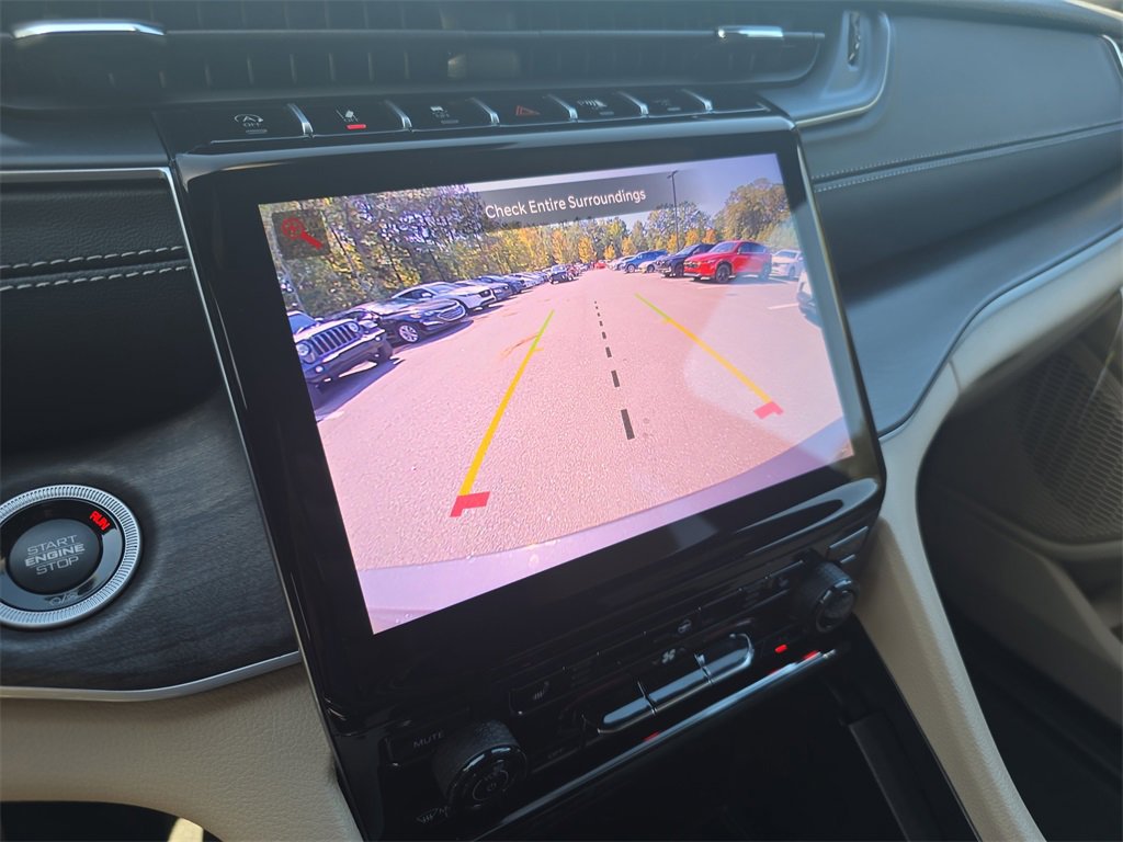 New 2025 Jeep Grand Cherokee L Limited image 25