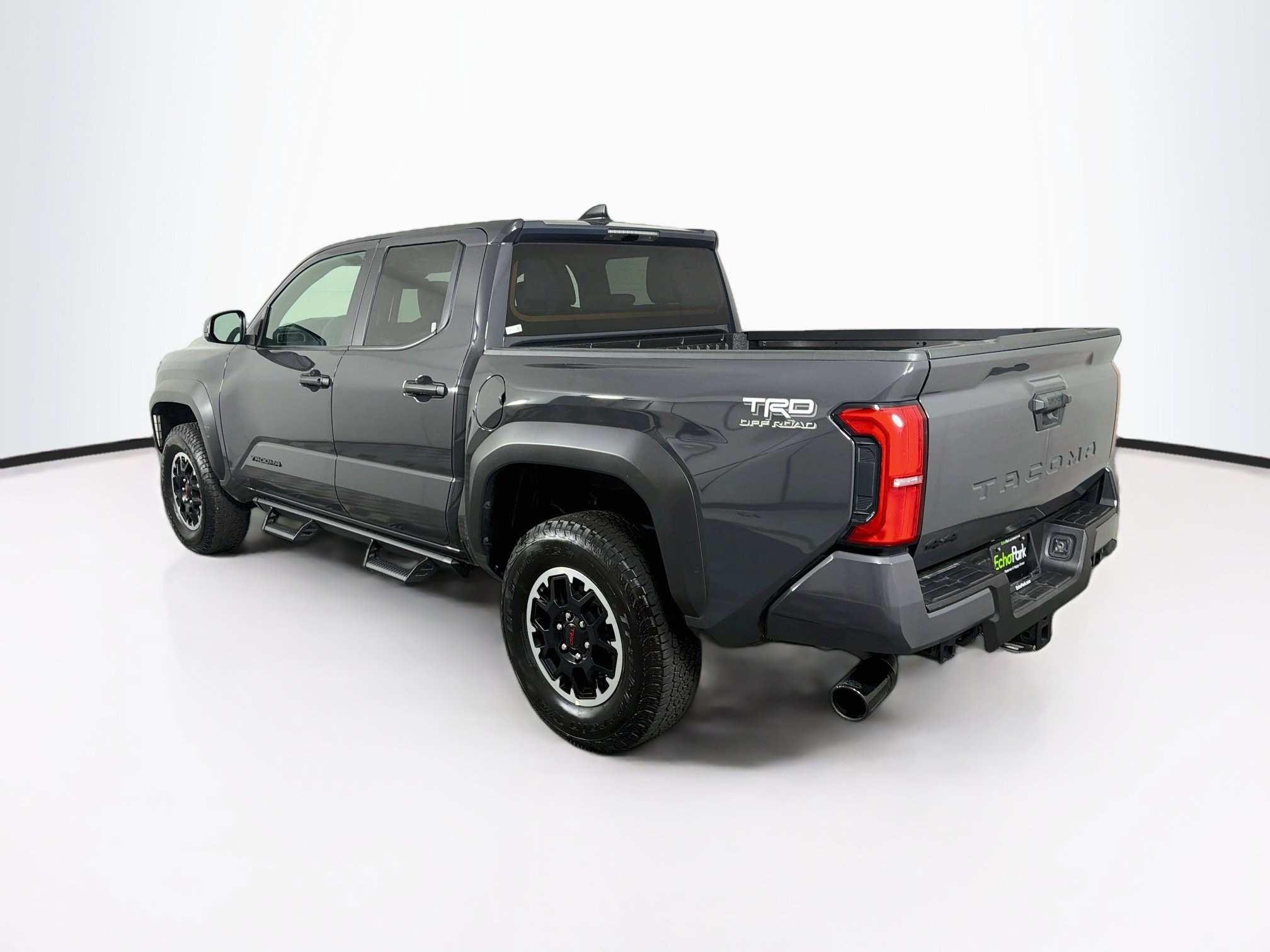Used 2025 Toyota Tacoma TRD Off-Road AWD/4WD image 5