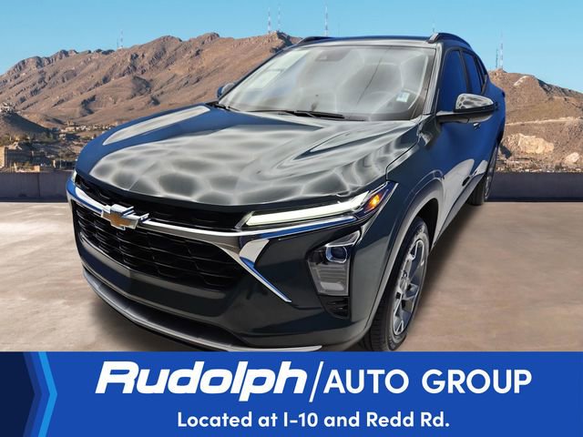 Used 2025 Chevrolet Trax LT