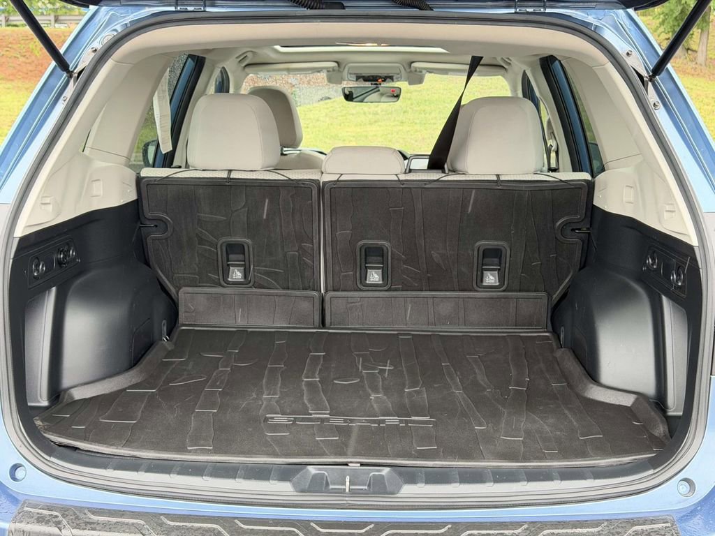 Used 2020 Subaru Forester Premium AWD/4WD image 14