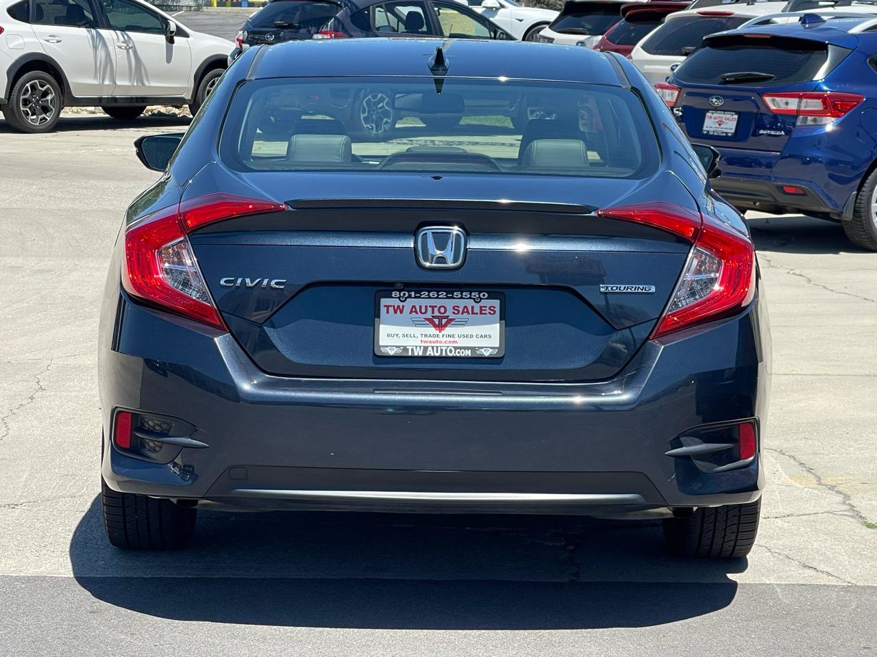 Used 2018 Honda Civic Touring image 6