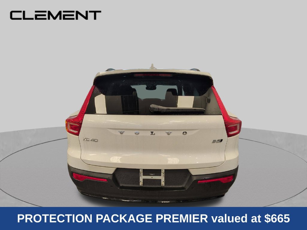 New 2026 Volvo XC40 B5 Plus w/ Protection Package Premier AWD/4WD image 4
