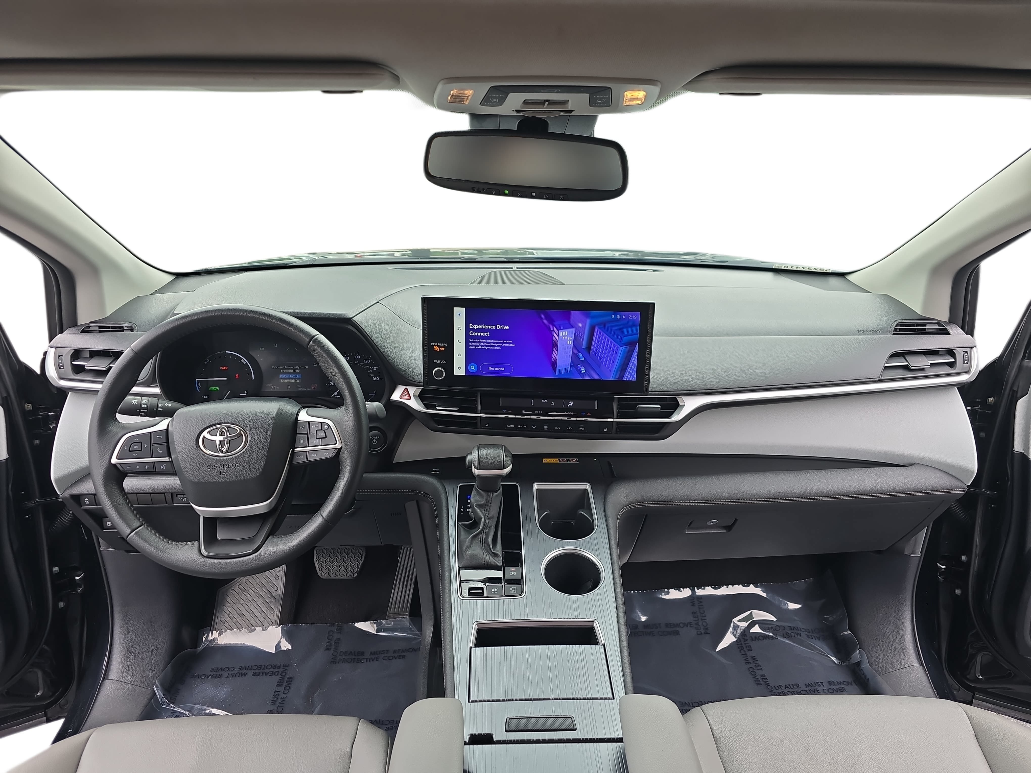Used 2025 Toyota Sienna XLE FWD image 9