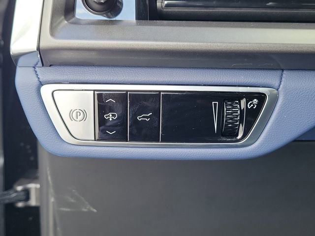 Certified 2026 Cadillac Vistiq Premium Luxury AWD/4WD image 24