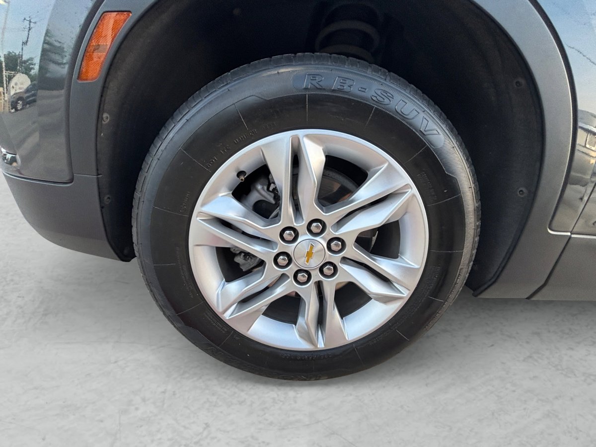 Used 2022 Chevrolet Blazer LT FWD image 28