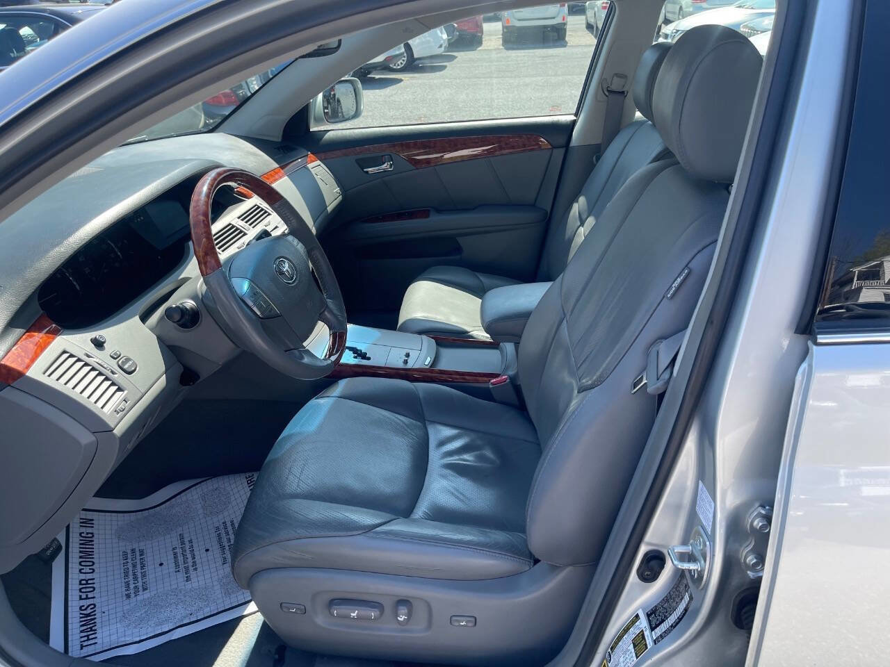 Used 2007 Toyota Avalon XL FWD image 9
