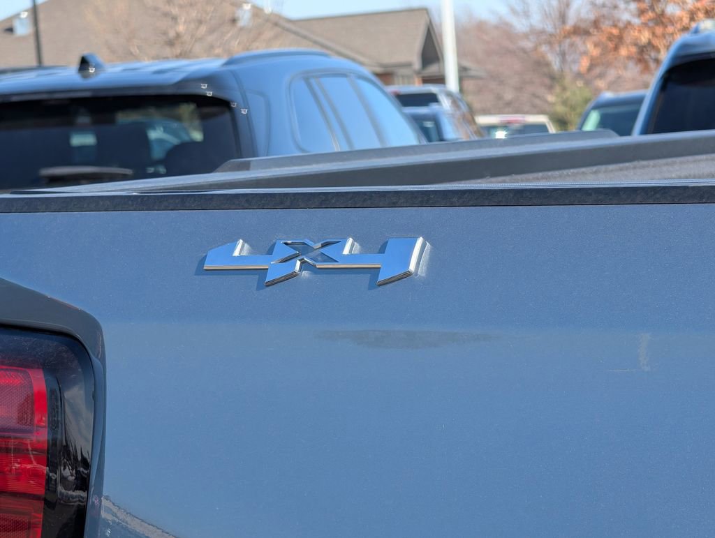 New 2026 GMC Sierra 1500 SLE image 17