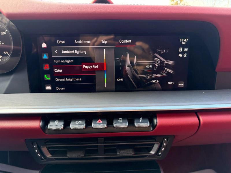 Used 2022 Porsche 911 Targa 4S w/ Premium Package image 32