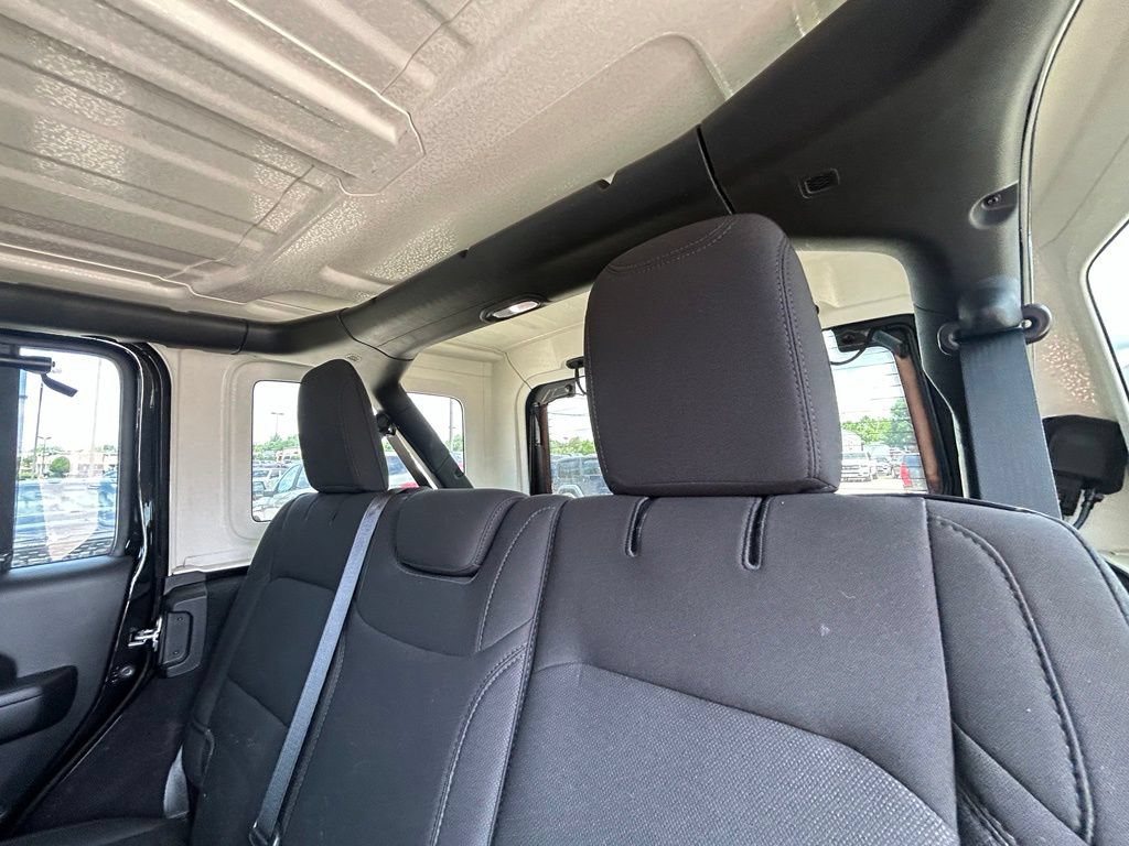 Used 2021 Jeep Wrangler Unlimited Sport AWD/4WD image 26