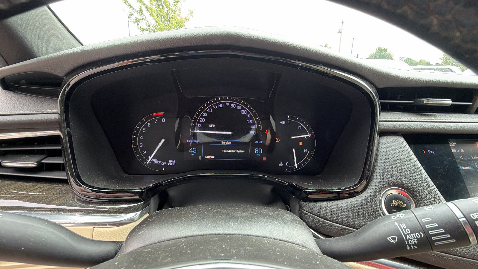 Used 2019 Cadillac XT5 FWD image 29