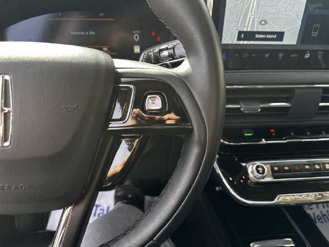 Certified 2023 Lincoln Corsair AWD w/ Equipment Group 101A image 29