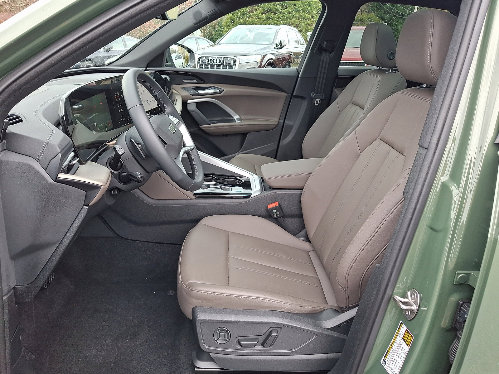 Certified 2025 Audi Q5 Premium Plus w/ Premium Plus image 14