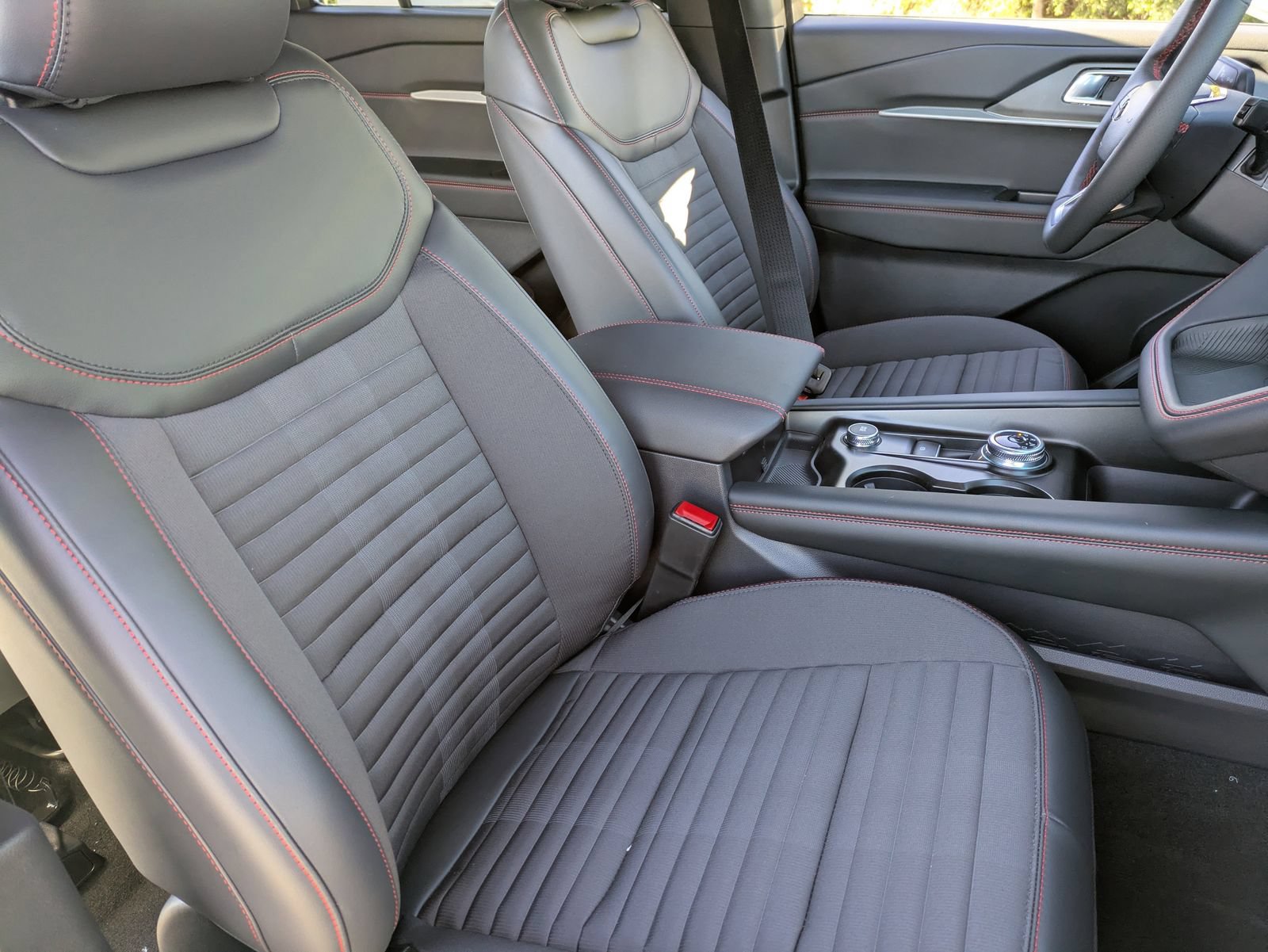 New 2026 Ford Explorer ST-Line RWD image 14