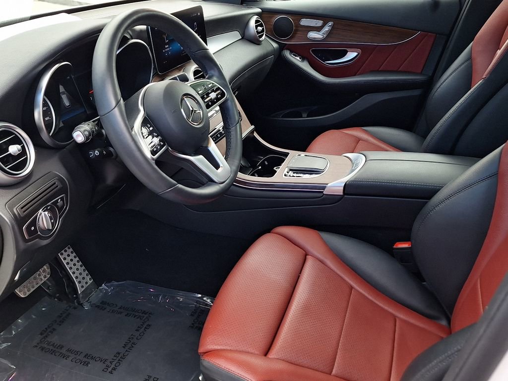 Used 2022 Mercedes-Benz GLC 300 4MATIC image 11