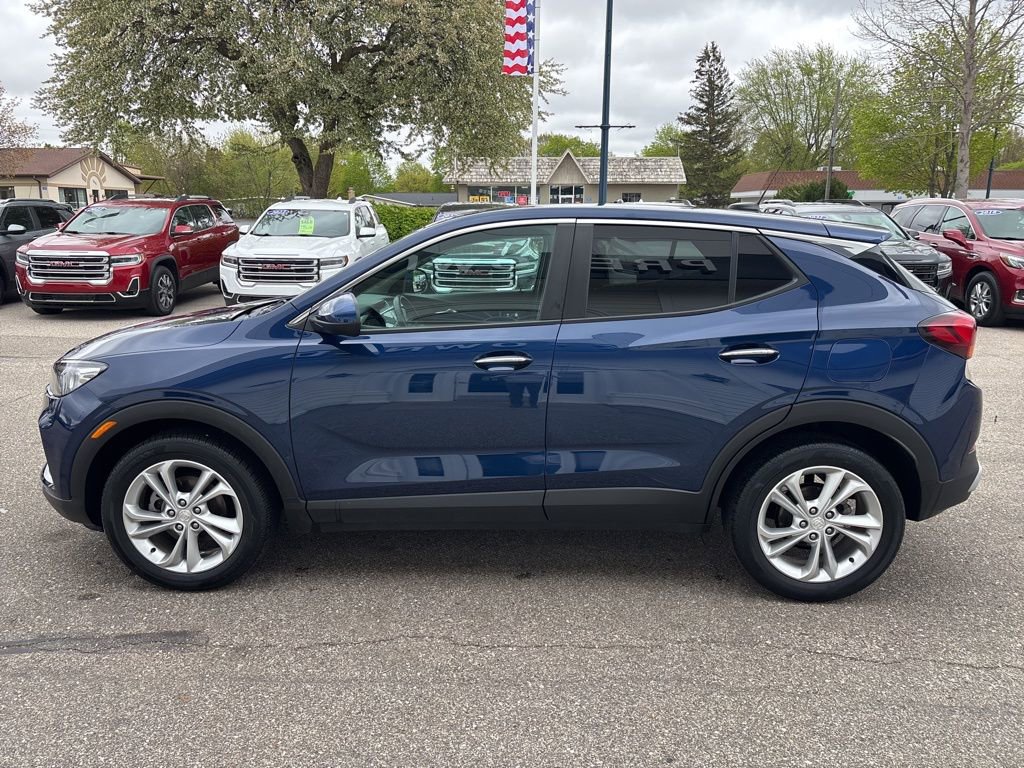 Certified 2023 Buick Encore GX Preferred w/ Cold Weather Comfort Package FWD image 8