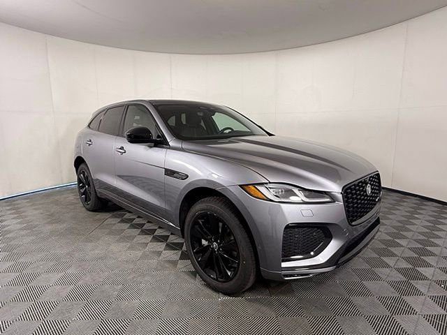 Certified 2025 Jaguar F-PACE R-Dynamic S image 8