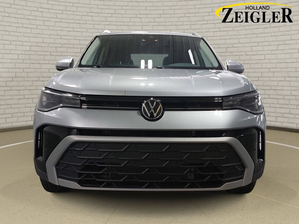 Used 2025 Volkswagen Taos SE AWD/4WD video 2