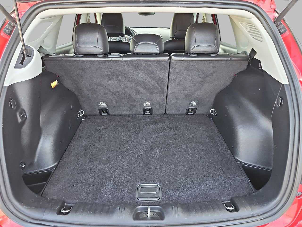 Used 2018 Jeep Compass Latitude w/ Popular Equipment Group image 15