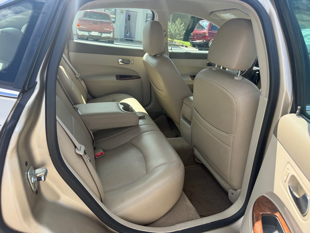 Used 2005 Buick LaCrosse CX w/ Silver Convenience Package FWD image 13
