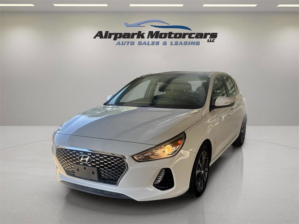 Used 2020 Hyundai Elantra GT w/ Style Package 02